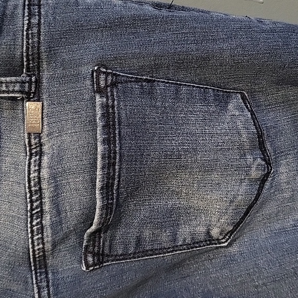 Cuffed jeans - Picture 4 of 4